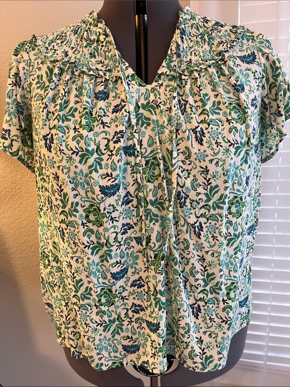 torrid Green and Blue Floral Smocked Yoke Blouse 2x